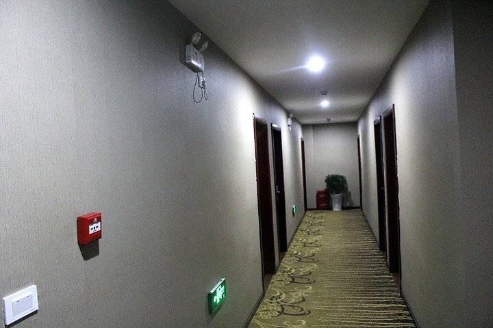 Wudangshan Jianpuzhai Hotel Danjiangkou Экстерьер фото