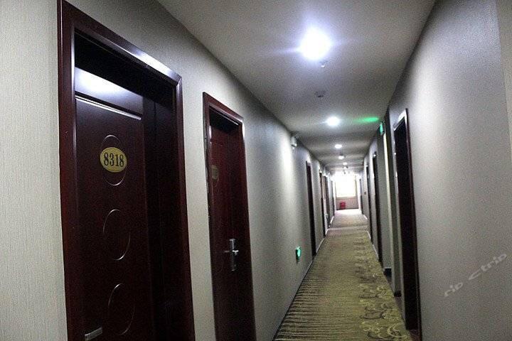 Wudangshan Jianpuzhai Hotel Danjiangkou Экстерьер фото